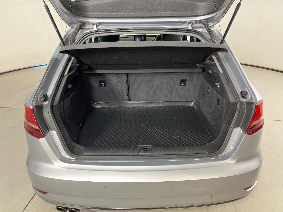 Photo '14' of Audi A3