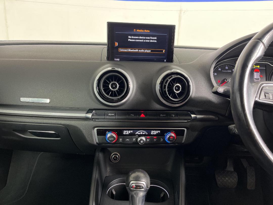 Photo '18' of Audi A3