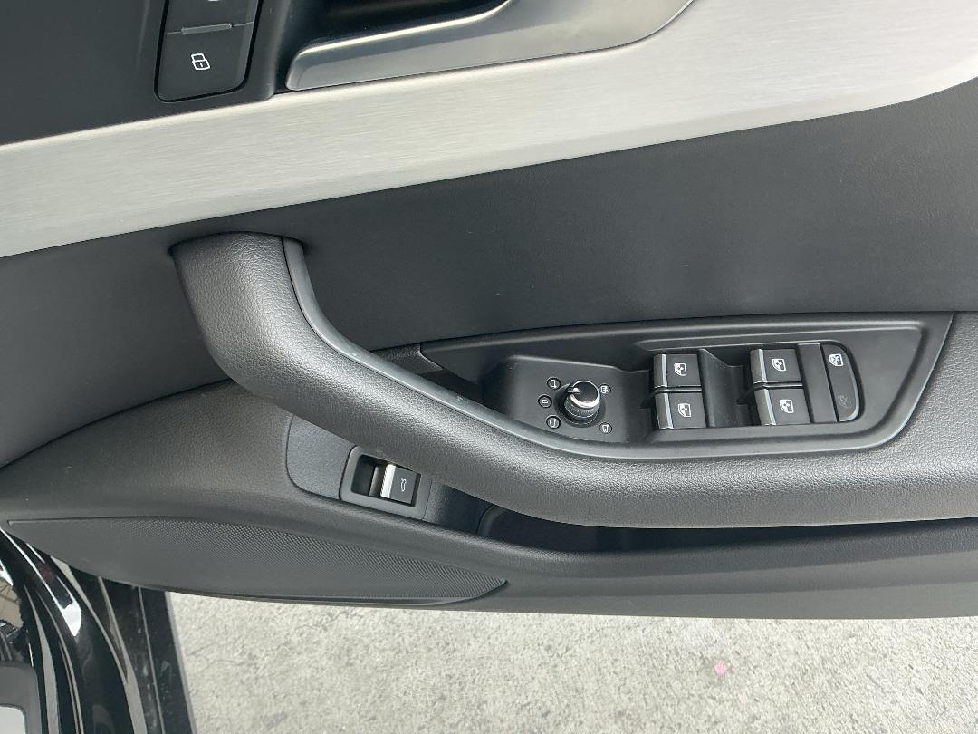 Photo '7' of Audi A4 Photo '7' of Audi A4