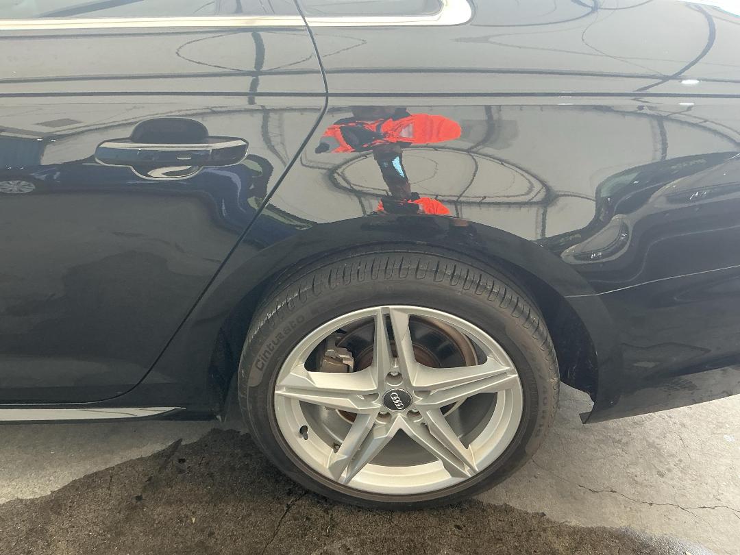 Photo '24' of Audi A4 Photo '24' of Audi A4