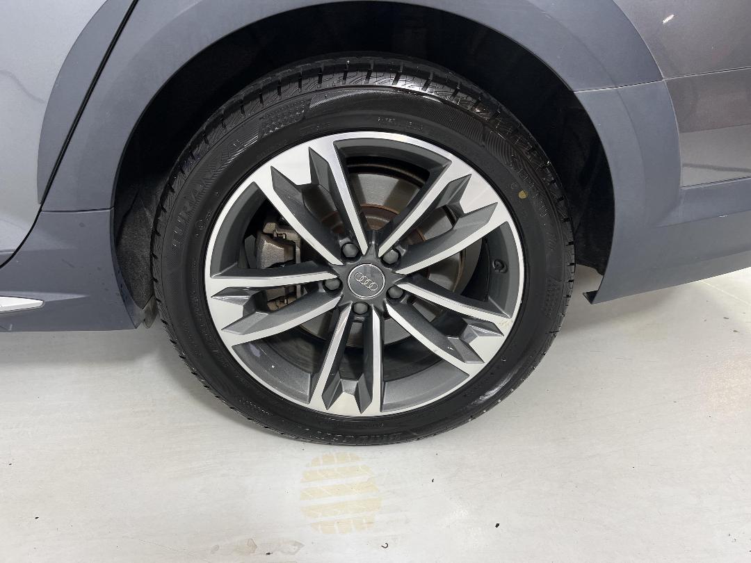 Photo '11' of Audi A4 Photo '11' of Audi A4