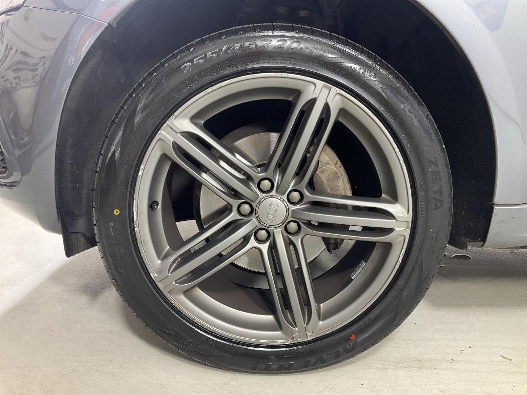 Photo '10' of Audi Q5