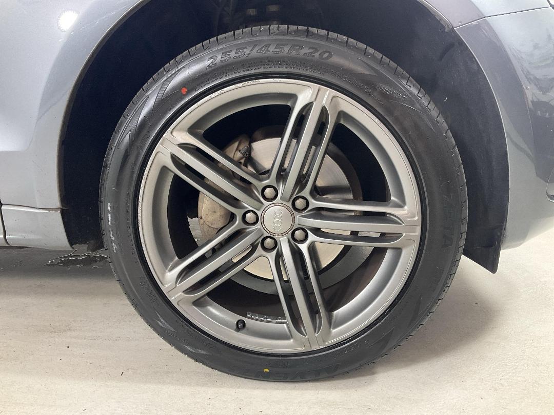 Photo '9' of Audi Q5