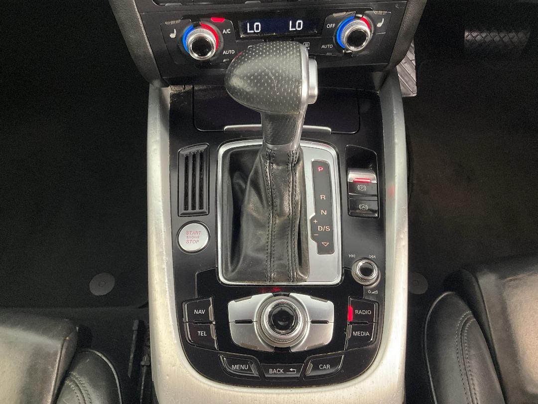 Photo '18' of Audi Q5