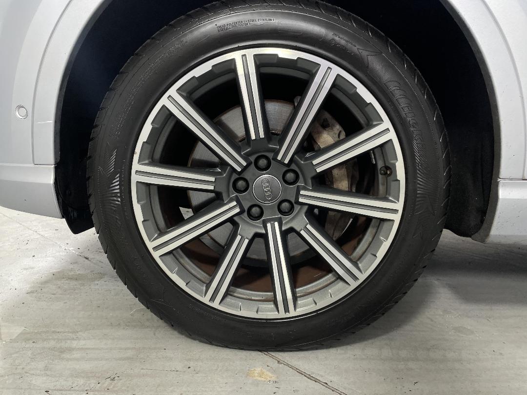 Photo '10' of Audi Q7 Photo '10' of Audi Q7