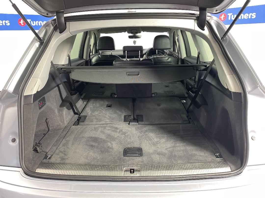 Photo '14' of Audi Q7 Photo '14' of Audi Q7