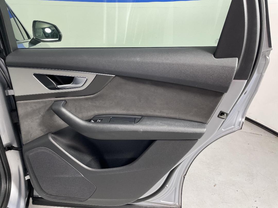 Photo '19' of Audi Q7 Photo '19' of Audi Q7