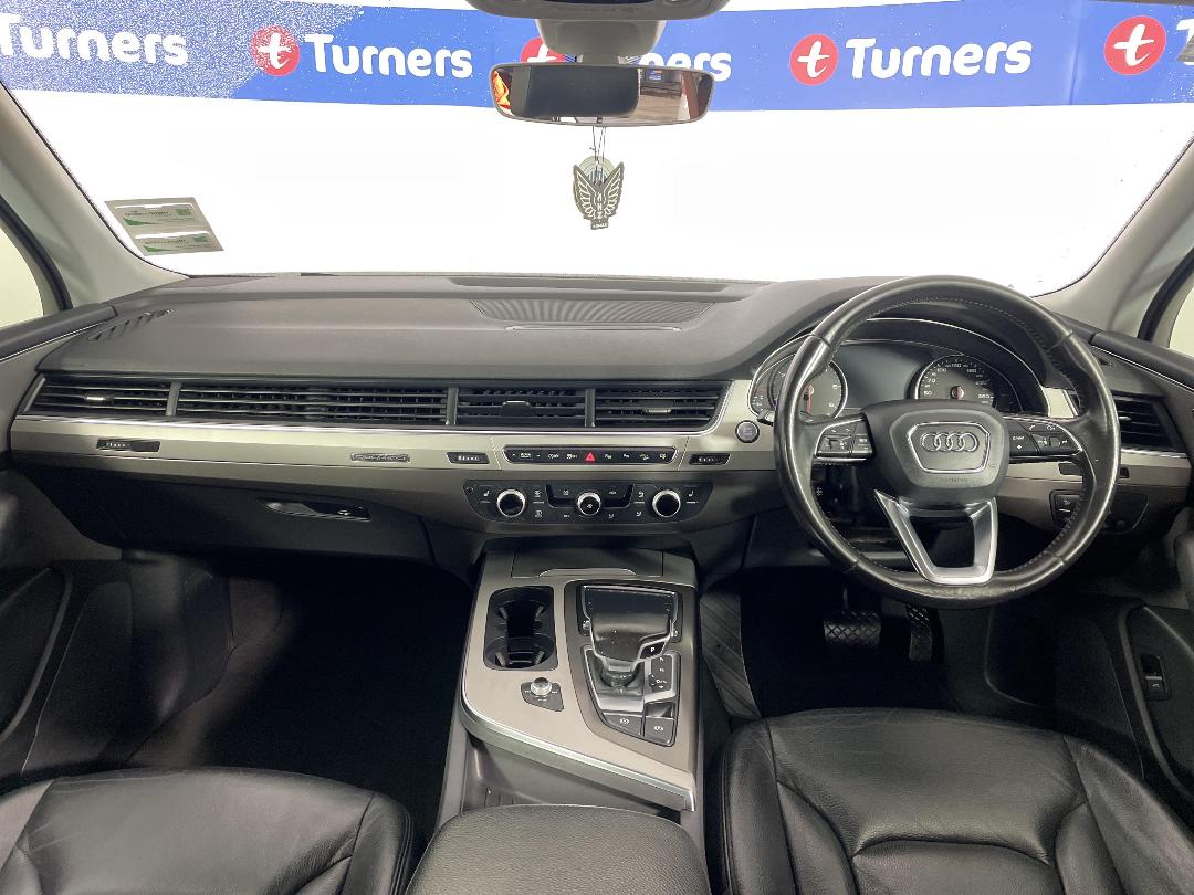 Photo '17' of Audi Q7 Photo '17' of Audi Q7