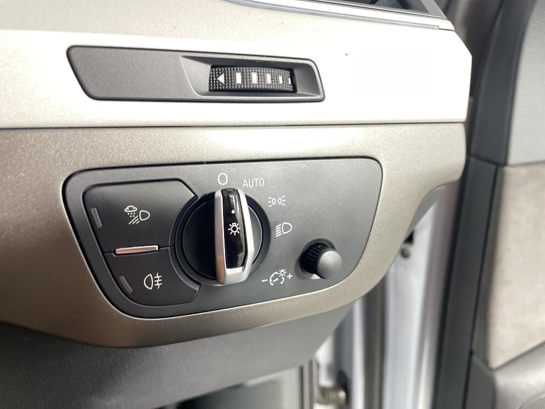 Photo '32' of Audi Q7 Photo '32' of Audi Q7