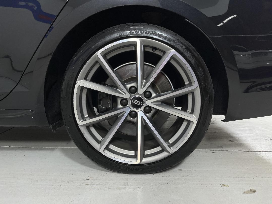 Photo '11' of Audi S4 Photo '11' of Audi S4