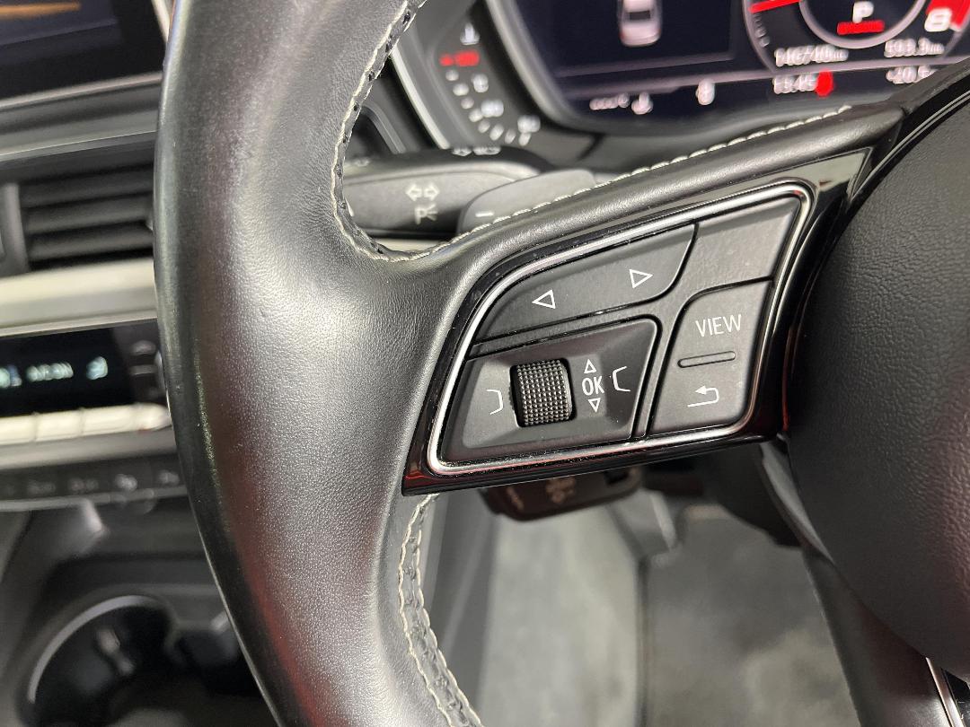 Photo '27' of Audi S4 Photo '27' of Audi S4