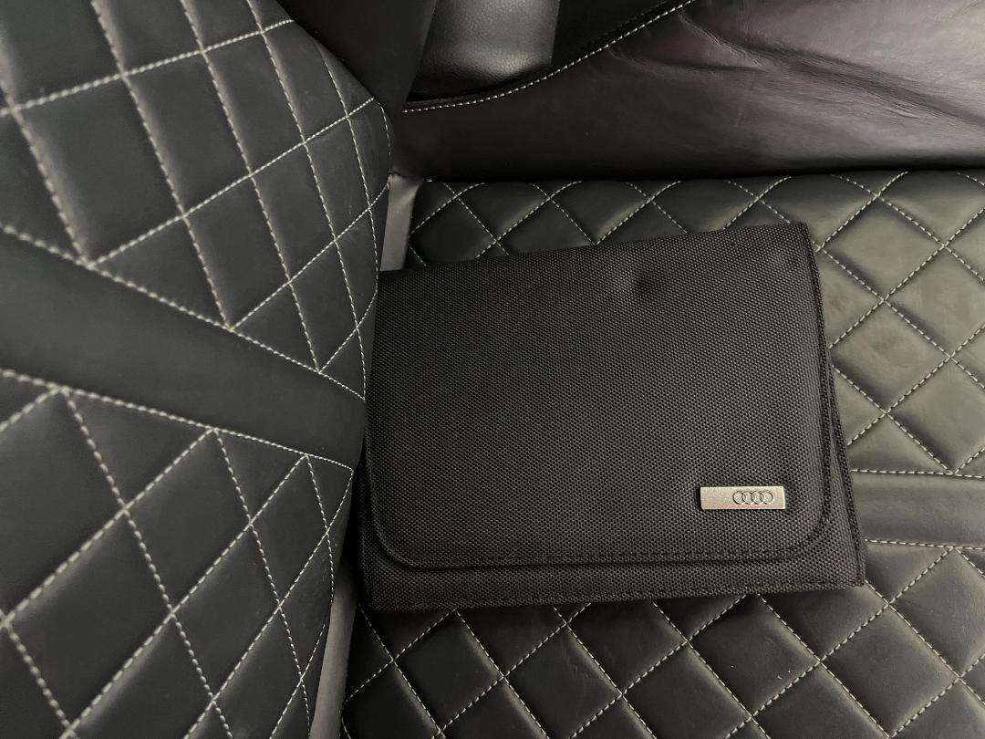 Photo '30' of Audi S4 Photo '30' of Audi S4