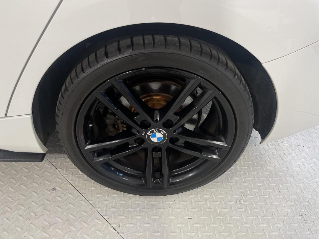 Photo '11' of BMW 118I Photo '11' of BMW 118I