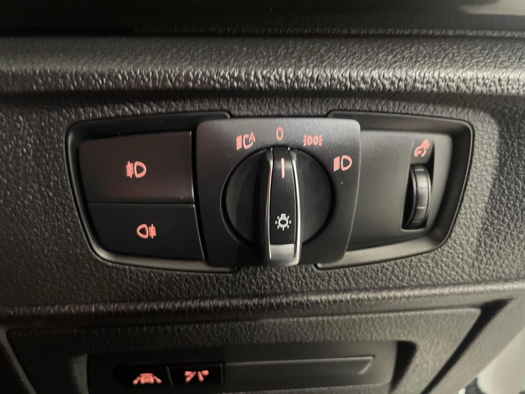 Photo '24' of BMW 118I Photo '24' of BMW 118I