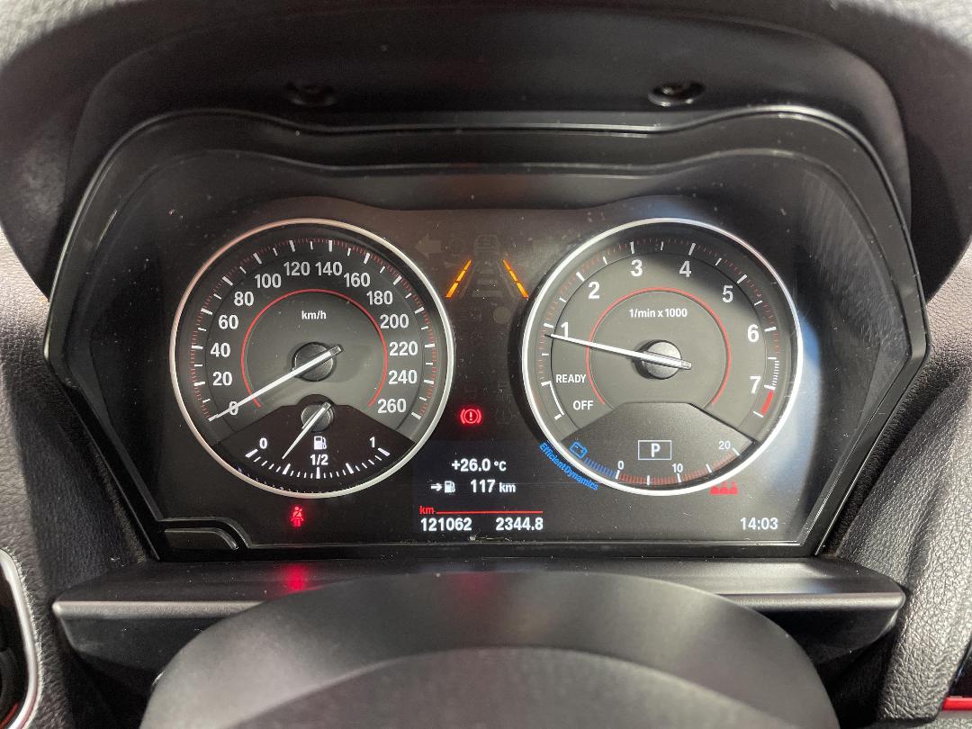 Photo '21' of BMW 118I