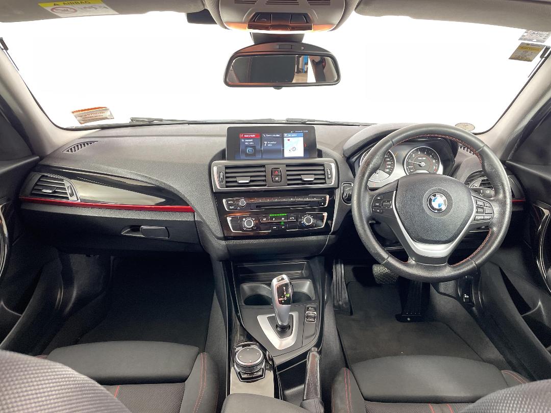 Photo '17' of BMW 118I