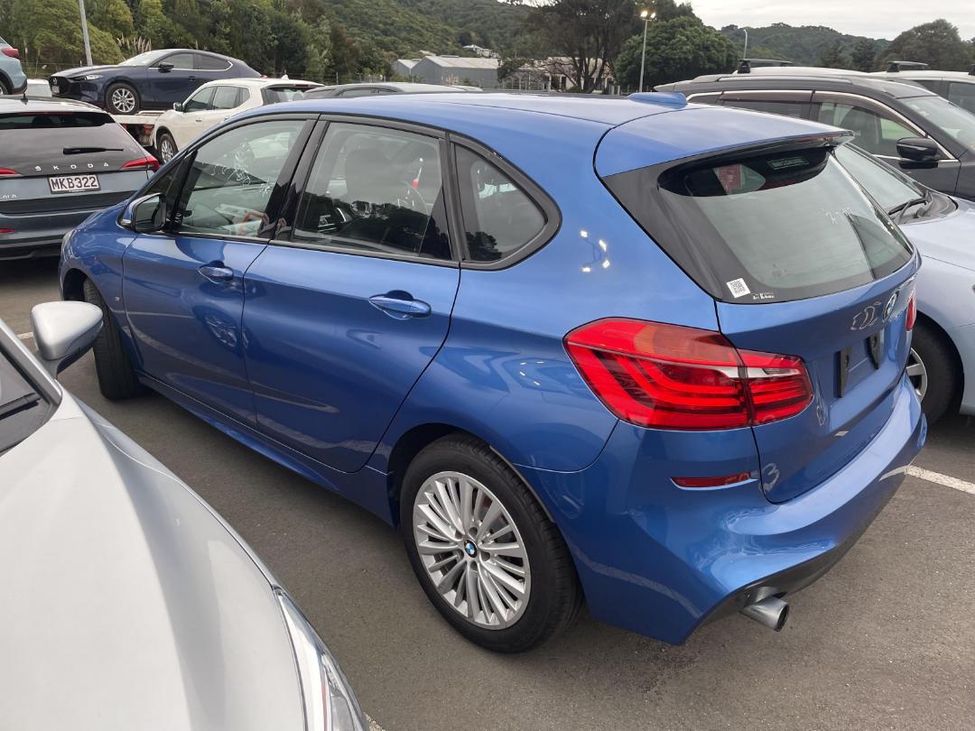 Photo '10' of BMW 218D ACTIVE TOURIER Photo '10' of BMW 218D ACTIVE TOURIER