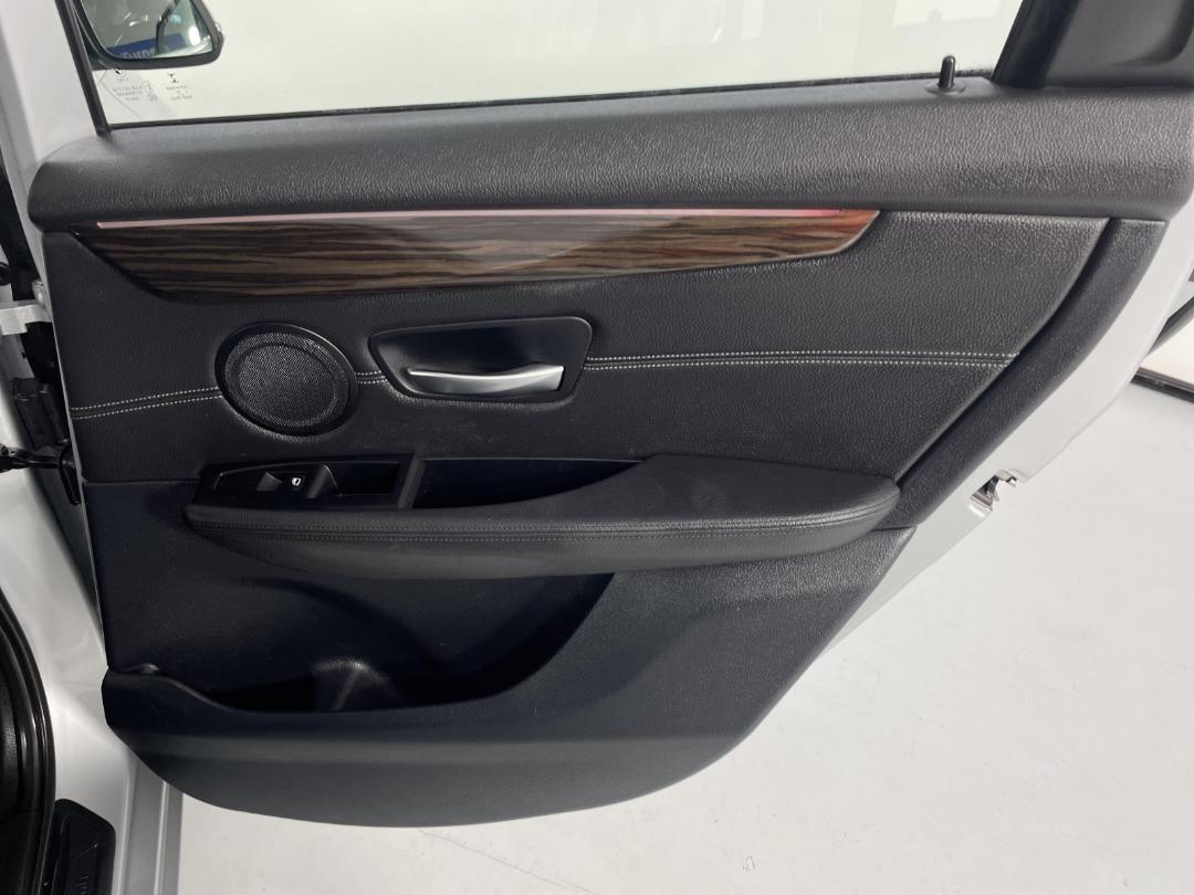 Photo '19' of BMW 218D Photo '19' of BMW 218D