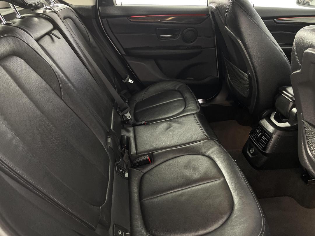 Photo '20' of BMW 218D Photo '20' of BMW 218D