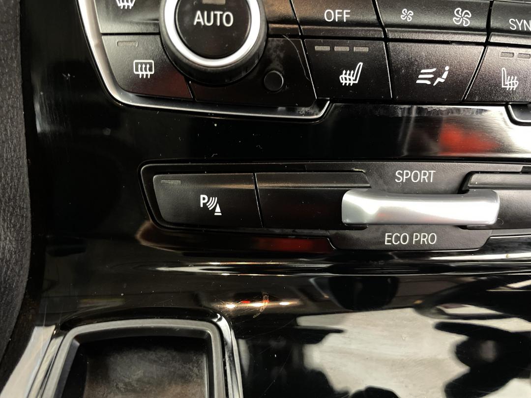 Photo '27' of BMW 218D Photo '27' of BMW 218D