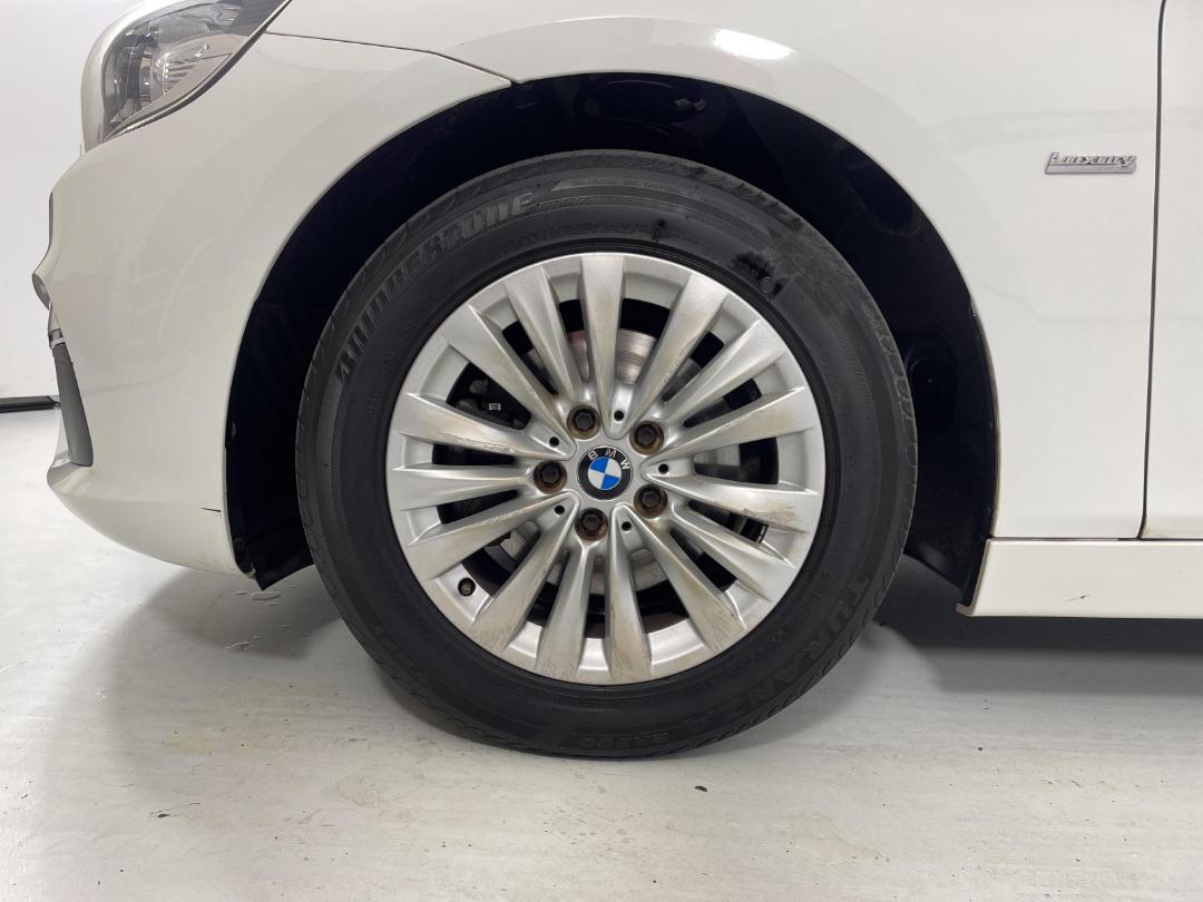 Photo '10' of BMW 218D