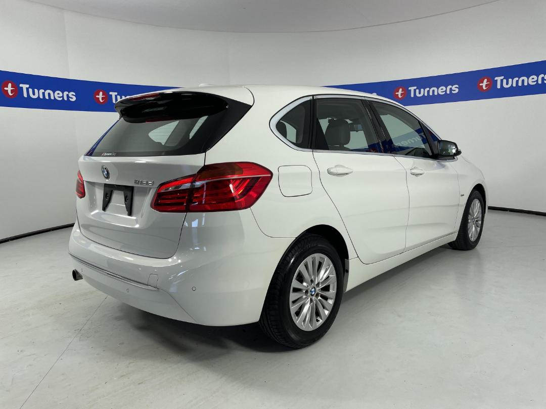 Photo '7' of BMW 218D