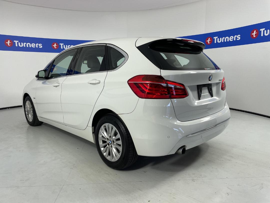 Photo '5' of BMW 218D