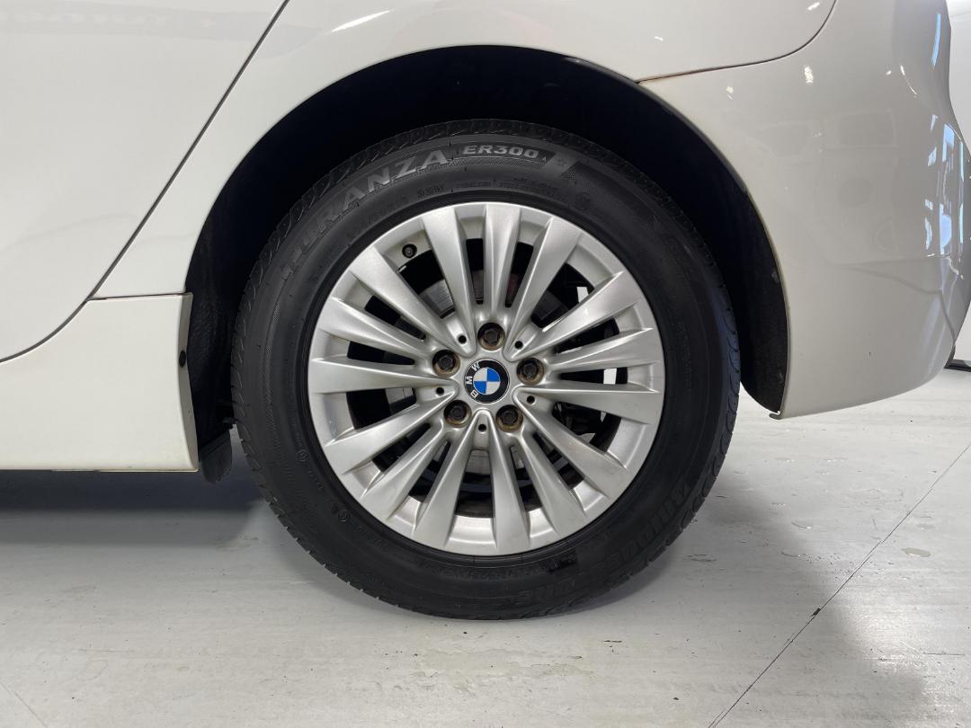 Photo '11' of BMW 218D