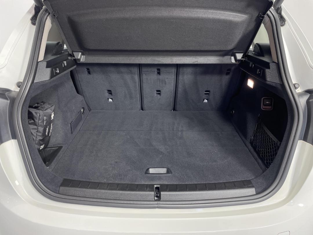 Photo '14' of BMW 218D