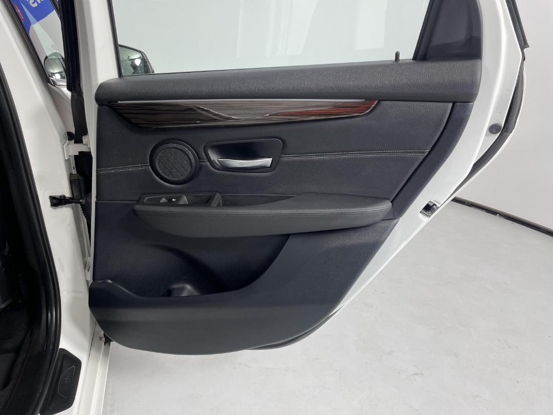 Photo '19' of BMW 218D