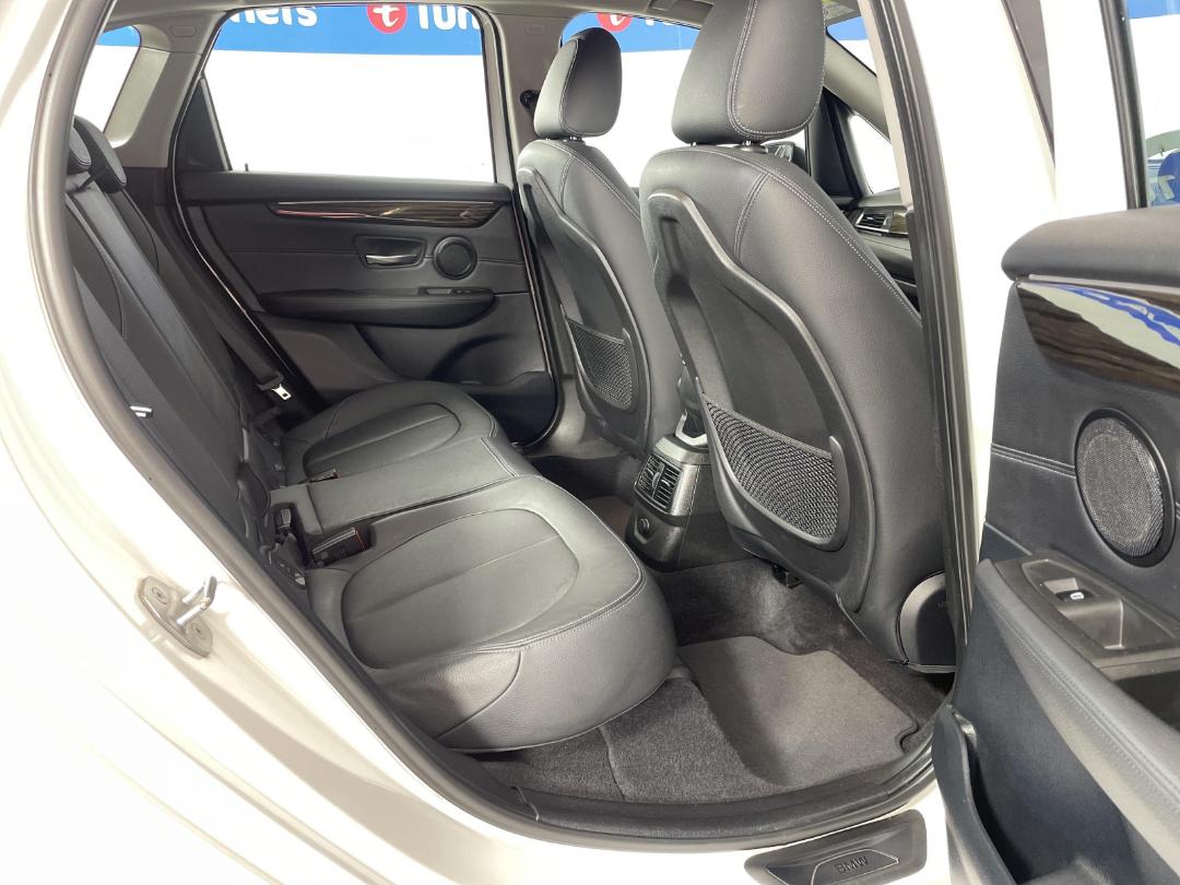 Photo '20' of BMW 218D