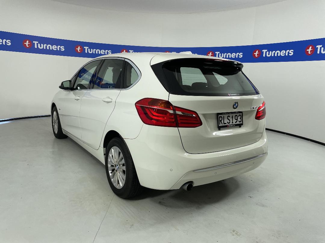 Photo '5' of BMW 218D