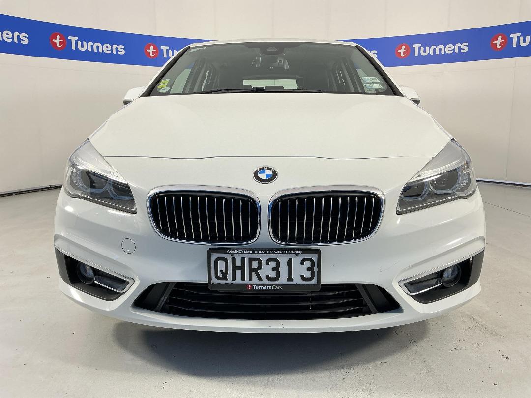 Photo '2' of BMW 225XE