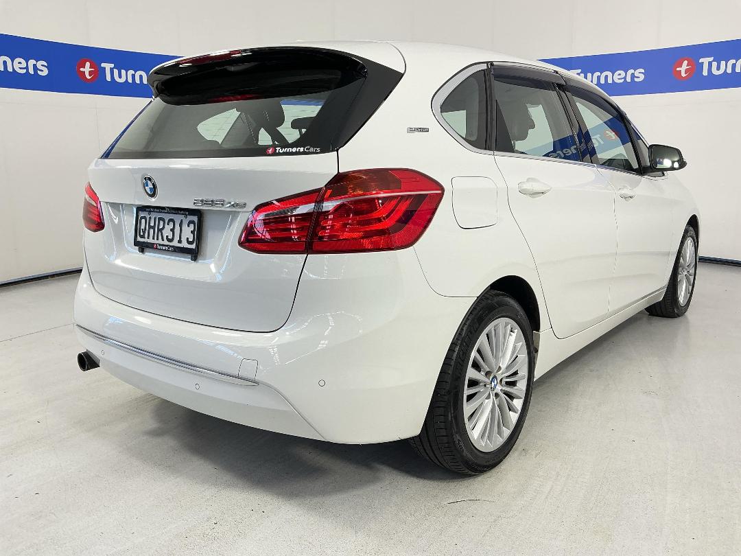 Photo '7' of BMW 225XE