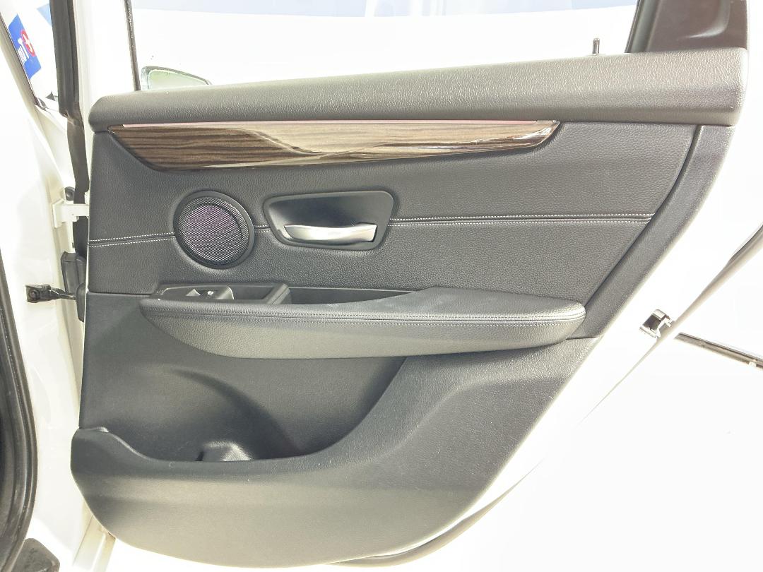 Photo '19' of BMW 225XE