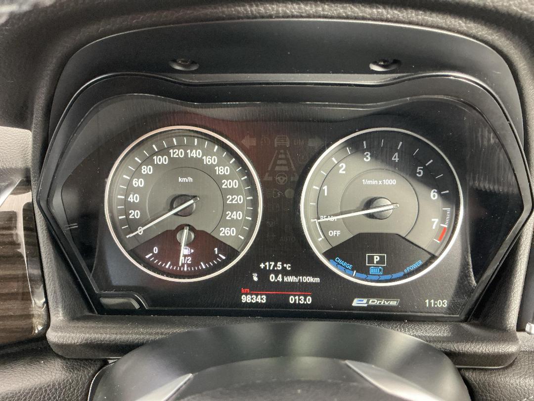 Photo '21' of BMW 225XE