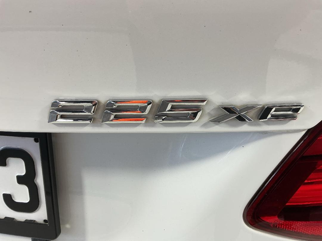 Photo '31' of BMW 225XE