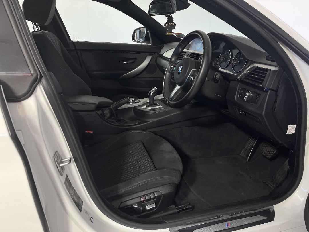 Photo '16' of BMW 420I Photo '16' of BMW 420I