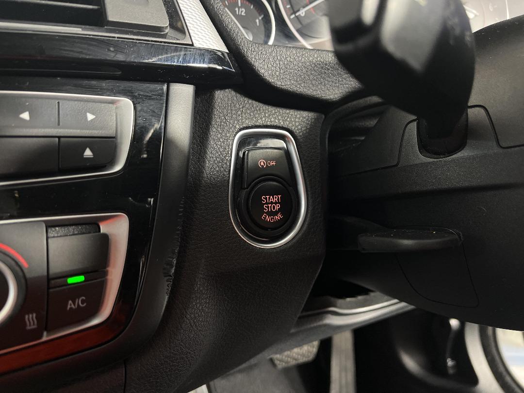 Photo '32' of BMW 420I Photo '32' of BMW 420I