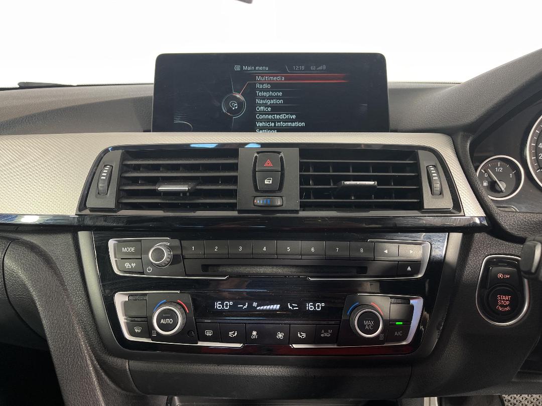 Photo '35' of BMW 420I Photo '35' of BMW 420I