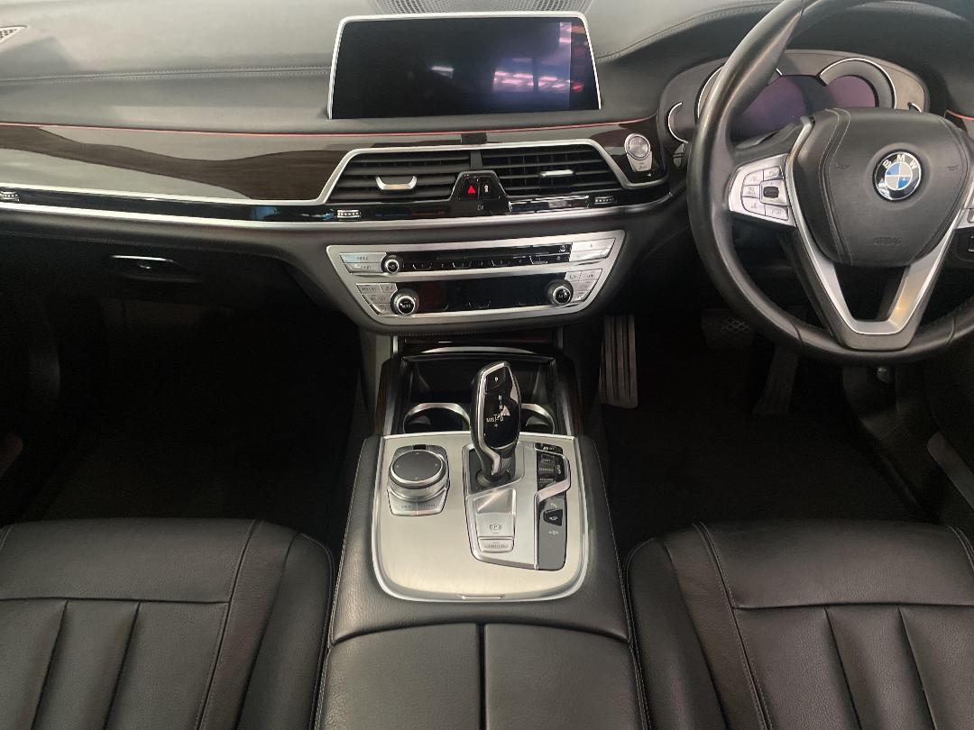 Photo '20' of BMW 7 Series 730LD Photo '20' of BMW 7 Series 730LD