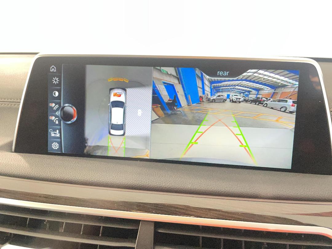 Photo '27' of BMW 7 Series 730LD Photo '27' of BMW 7 Series 730LD