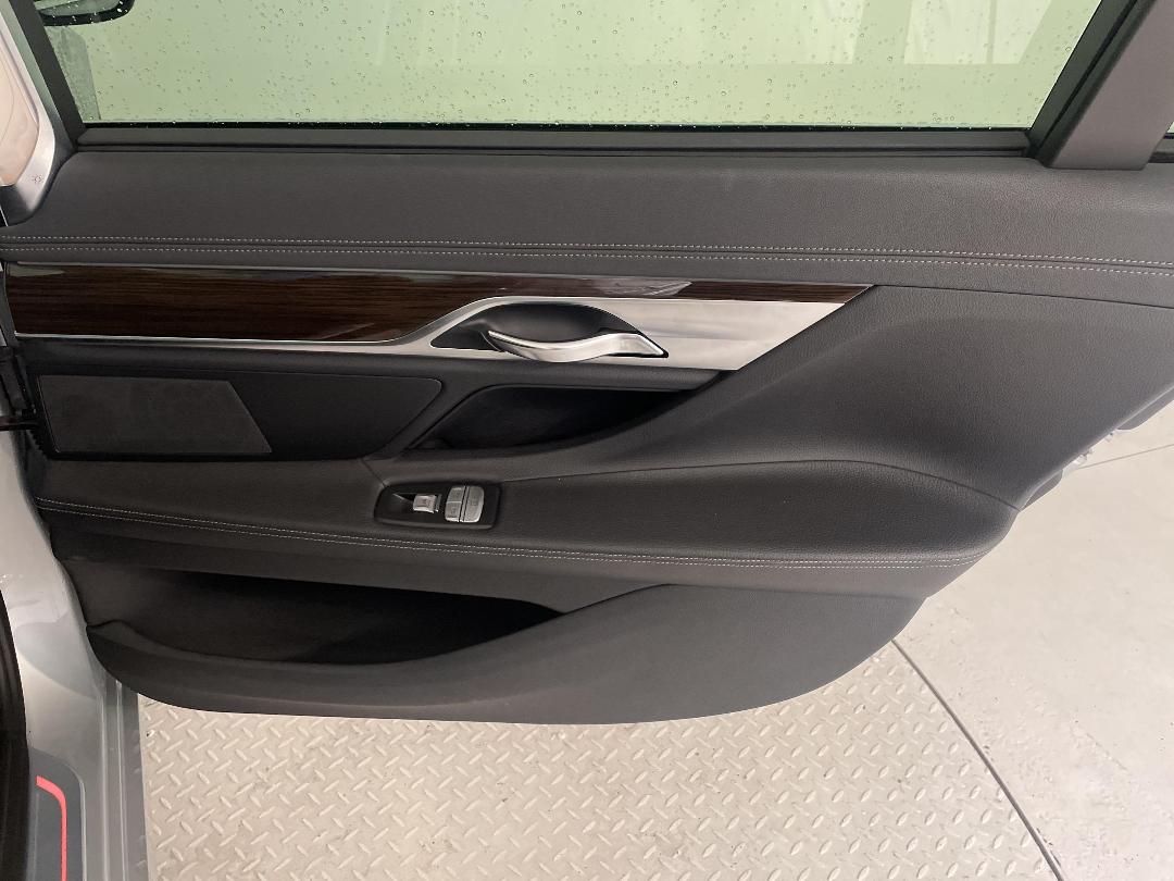 Photo '17' of BMW 7 Series 730LD