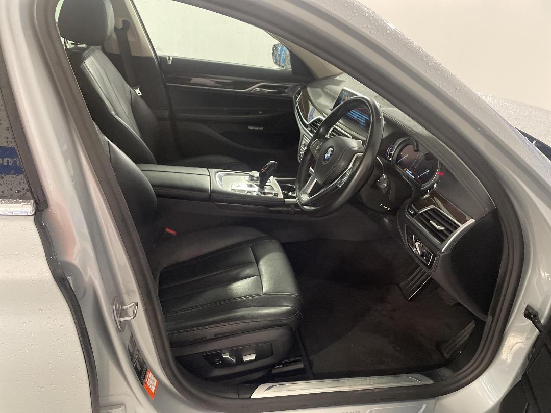 Photo '14' of BMW 7 Series 730LD Photo '14' of BMW 7 Series 730LD