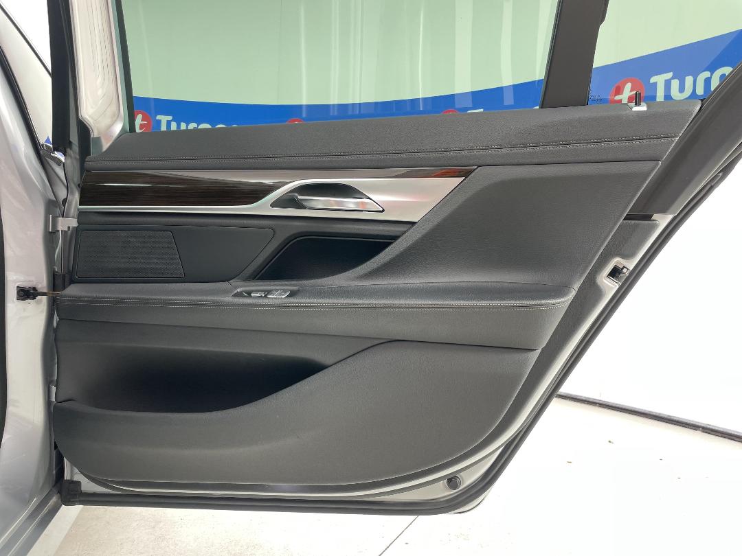 Photo '17' of BMW 7 Series 730LD