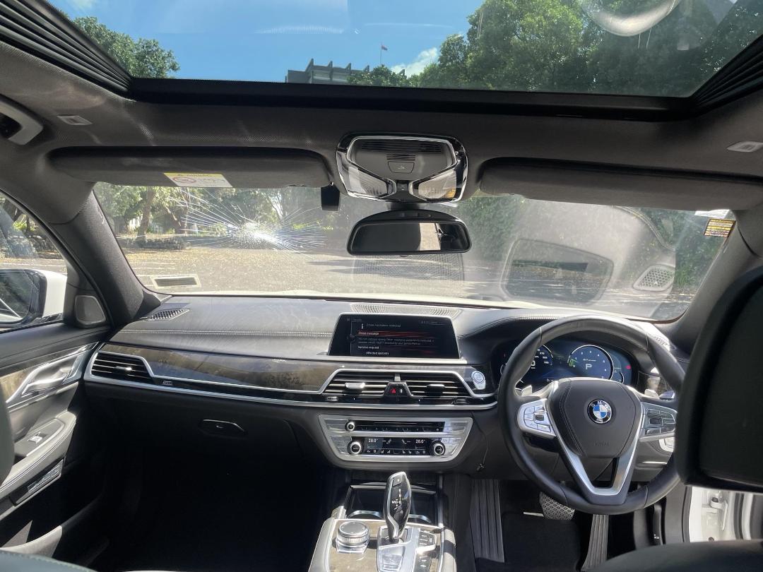 Photo '12' of BMW 740I Photo '12' of BMW 740I