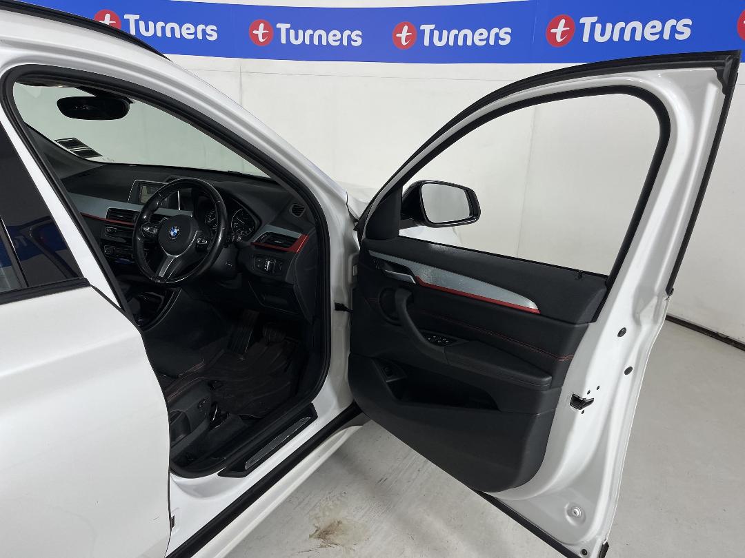 Photo '15' of BMW X1