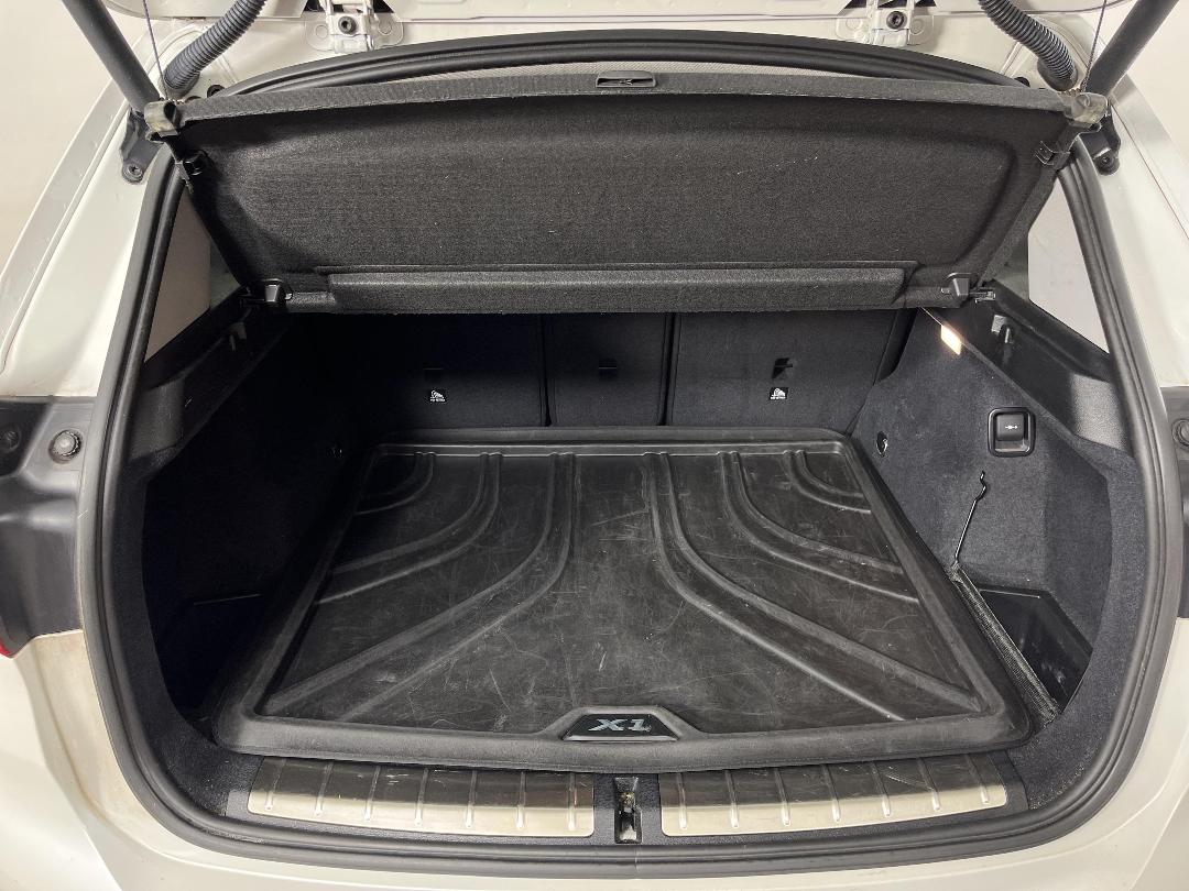 Photo '14' of BMW X1