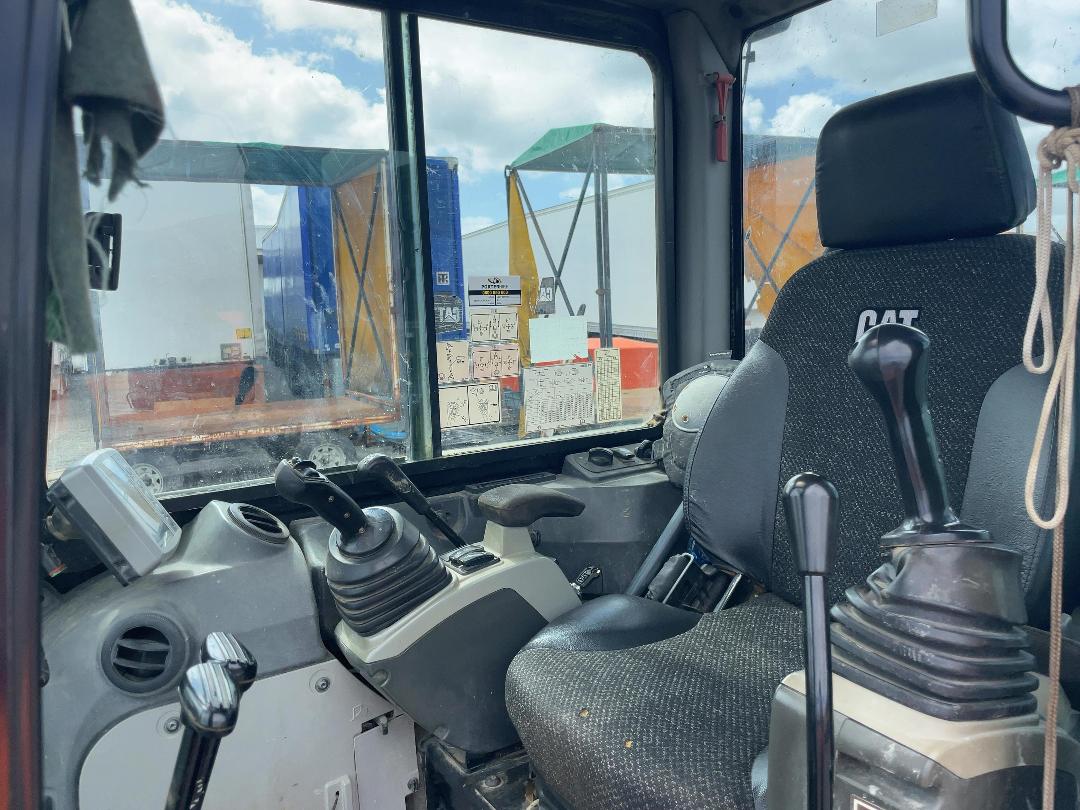 Photo '11' of CAT 305E2CR Excavator