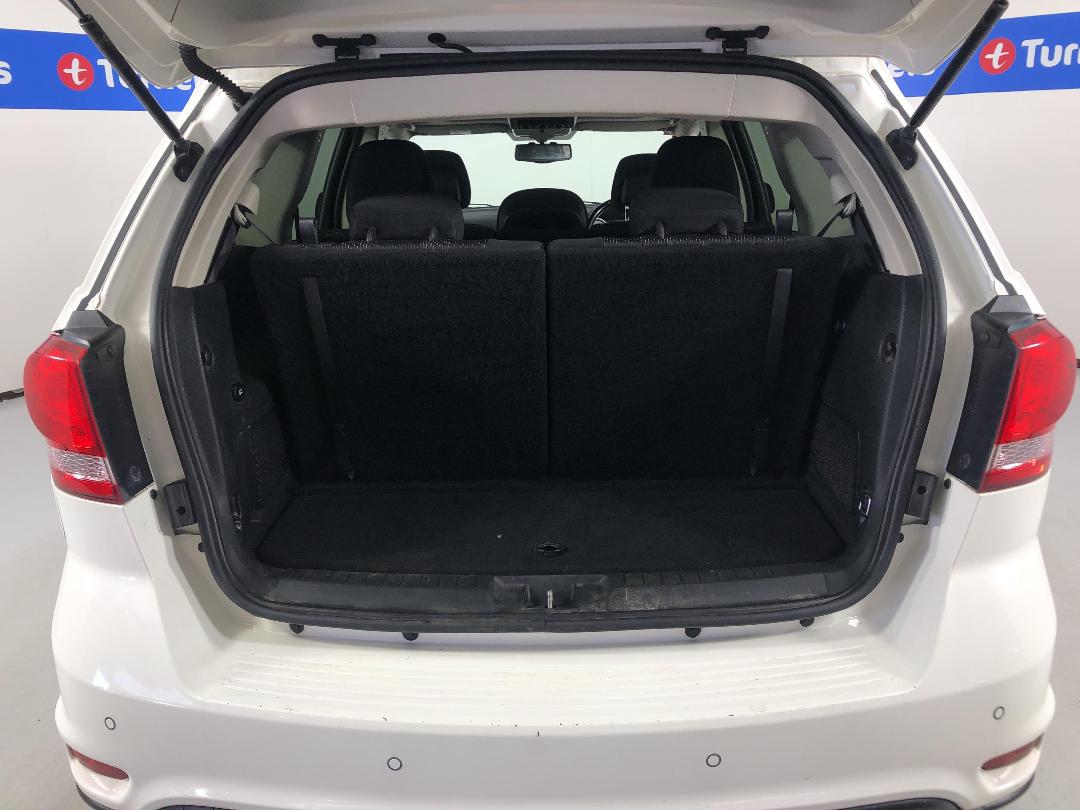 Photo '14' of Dodge Journey